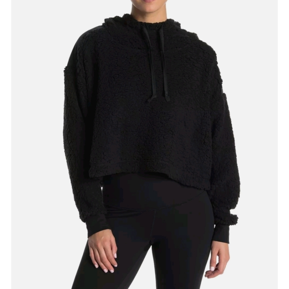 Crop hoodie